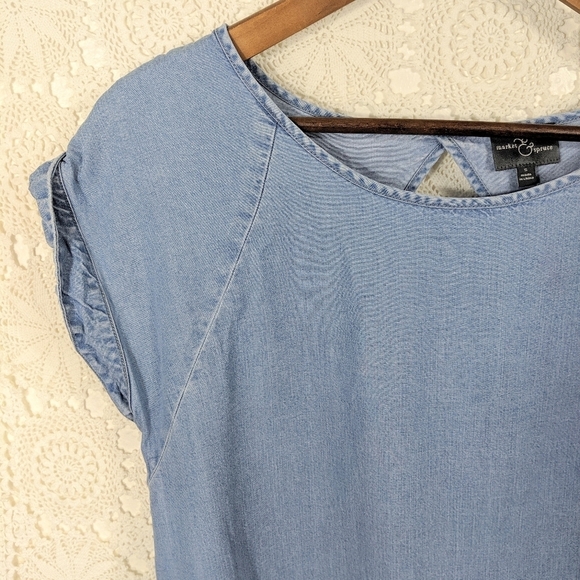 Market And Spruce Shirt Womens Small Blue Chambray Keyhole Cotton Ombre Denim - Picture 9 of 9